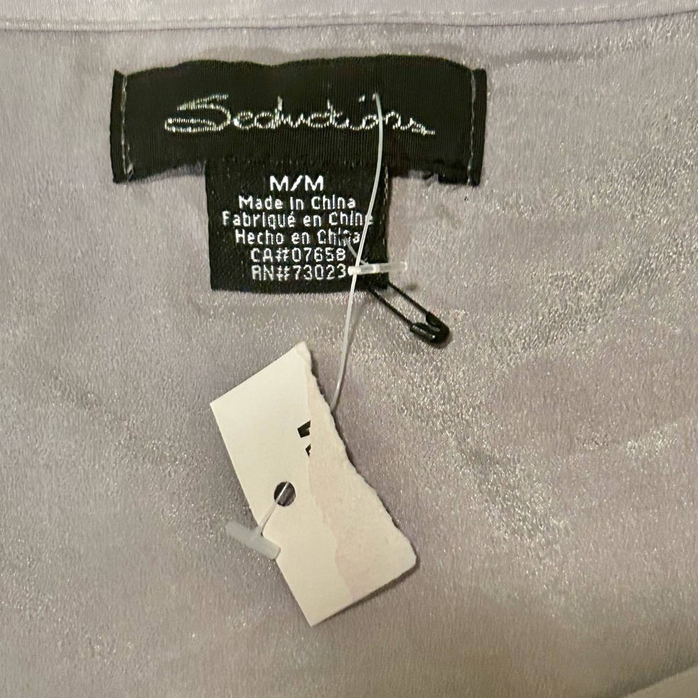 Sparkly Silver Sequin Shortsleeved Top by Seductions - New Size Medium 💍 - Picture 3 of 12
